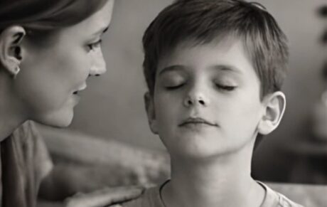 Når kroppen taler før ordene