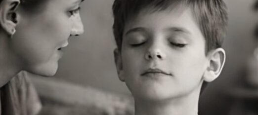 Når kroppen taler før ordene